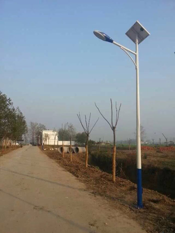 太陽(yáng)能路燈貴州工程案例